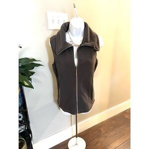 ➡️Calvin Klein Women's Vest Gray Size Medium